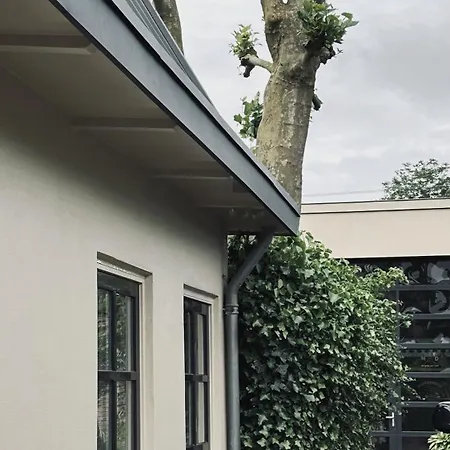 Luxury Spacious Private Loft, Between & Heemstede