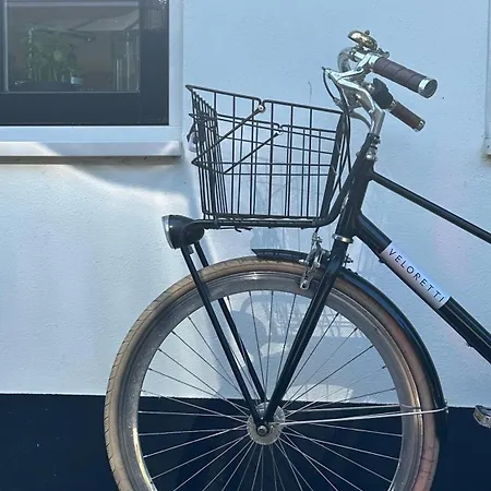 Luxury Spacious Private Loft, Between & *