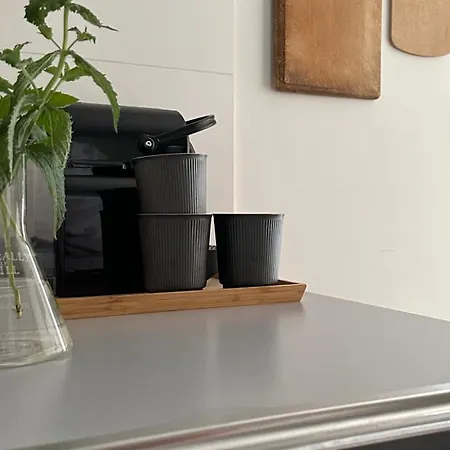 Luxury Spacious Private Loft, Between & Casa de Férias Heemstede