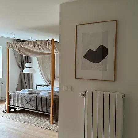 Сasa de vacaciones Luxury Spacious Private Loft, Between City&beach *